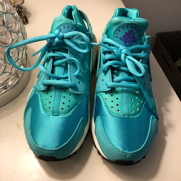 huarache teal